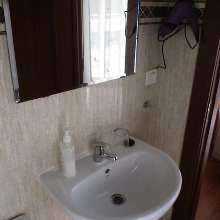 Hostal Becares Паленсия Екстериор снимка