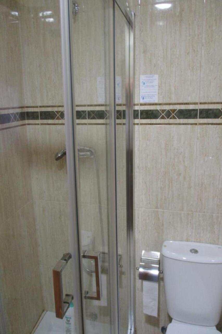 Hostal Becares Паленсия Екстериор снимка